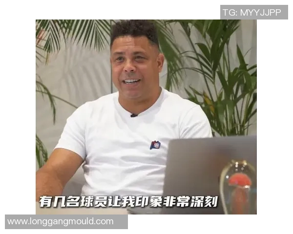 中国足球明星参与综艺节目引发热议他们的精彩表现和多才多艺吸引了众多观众关注 中国足球明星参与综艺节目引发热议他们的精彩表现和多才多艺吸引了众多观众关注
